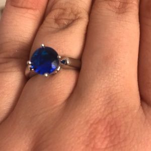 Silver ring with Sapphire stone